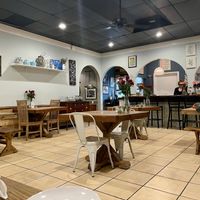 Wonderful atmosphere   at Yummvees in Richmond