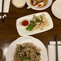 Ho Fun noodles (GF), salt n’ pepper tofu (GF), wontons in special sauce (not GF) and rice  at Tofu Vegan - Islington in North London