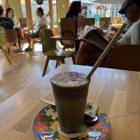 FOMO (ube matcha latte with coconut mylk): quite nice, but the ube was very subtle at Bagels & Beans - Biltstraat in Utrecht