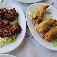 Onion bhaji and fried chilli peppers at Spicy Affair  in Lanzarote