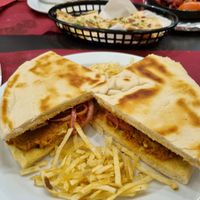 Naan Tandoori at Curcumaa in Gran Canaria