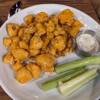 vegan buffalo cauliflower w/ vegan ranch at Cliff's Taphouse in Kansas City