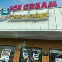 Front at Beach Treats Ice Cream and Frozen Yogurt in Myrtle Beach
