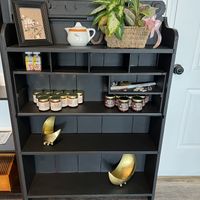 Vegan sauces  at New Moon Vegan in Batavia