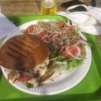 Burger du jour  at Veggy Box in La Garde
