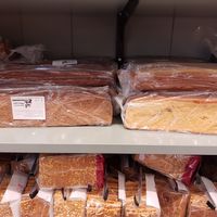 Bruinebrood at Bakkerij Elsinga in Harlingen