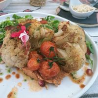 The cauliflower and hummus dish at Bookeria in Rovinj