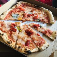 Margherita with added peppers at Graft Pizza in Southport