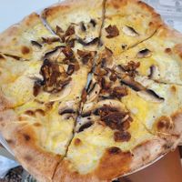 Mushroom Pizza with vegan Creme and vegan cheese added extra at Artisti in Corfu