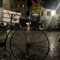 The host stand 😁  at Artisti in Corfu