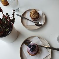Caramel and blueberry cupcakes at Vegateau in Montreal