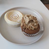 Lemon meringue tart & banana caramel cupcake at Vegateau in Montreal