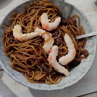 Noodles con langostinos at Contracorriente in Ourense