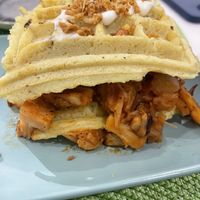 Gofre de patacas con vegan bbq pulled pork  at Contracorriente in Ourense