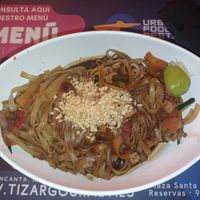 Pat thai vegano at Tizar Gourmet Restaurante y Taperia in Ourense