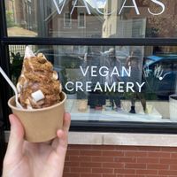 S’mores Sundae at Vaca's Creamery in Chicago