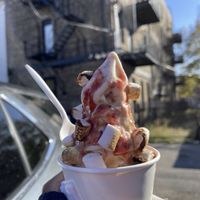DIY sundae   at Vaca's Creamery in Chicago