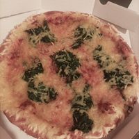 Pizza Margherita + Spinat & Knoblauch  #Veganuary at Smiley's Pizza - Altona in Hamburg