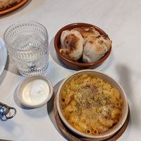 Dough balls, gluten free Mac and cheese, garlic mayo at Purezza in Manchester