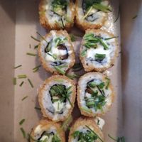 Tempura sushi with salmon and sauce hollandaise at Loco Sushi in Hamburg