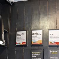 Non vegan flavours labelled. at UAO by Mú - Healthy Italian Gelato in Lisbon