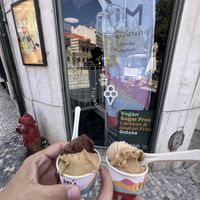 Espresso, Schokolade und Haselnuss   at UAO by Mú - Healthy Italian Gelato in Lisbon