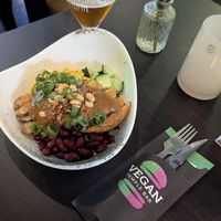 Bowl chicken sateh at Vegan Temple Bar in Amsterdam