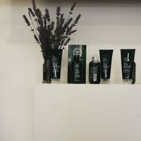 Vegan products at Estúdio 541 in Porto