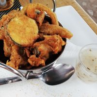 Verduras en tempura con salsa de hierbabuena at Al Lago  in Zahara De La Sierra