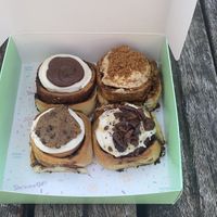 4 rolls: brownie, speculoos, cookie dough and pecan nuts at Have a Roll in Antwerpen