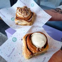Classic and caramel at Have a Roll in Antwerpen