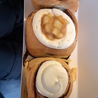 Classic, with apples and speculoos at Have a Roll in Antwerpen