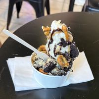 Cookies and peanut butter sundae   at Niu Soft Serve in Honolulu