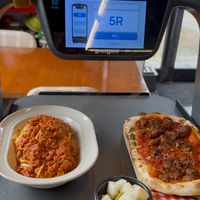 Robot delivers your food  at Stove On 스토브온 in Jeju