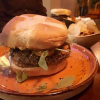 Lentil burger at Bar Botánico - La Suegra del Jardinero in Barcelona