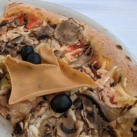 Vegan pizza at La Soffitta Renovatio in Rome