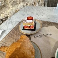 Strawberry pastry creamy thing   at Land & Monkeys - Amsterdam in Paris