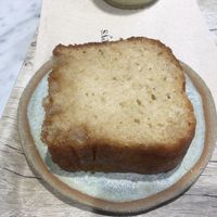 Cake citron   at Land & Monkeys - Amsterdam in Paris