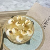 Tartlette with lemon and meringue  at Land & Monkeys - Amsterdam in Paris