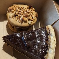 Succès Praliné Citron (in the back), Flan chocolat (in the front) at Land & Monkeys - Amsterdam in Paris