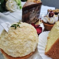 4 at la.kkum in East Singapore