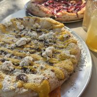 SUNDAY  at Gemello Vegan Pizza in Berlin
