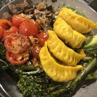 Bowl gyozas( las gyozas muy sin más) at Acherito in Jaca