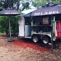 Organic coffee, vegan banana bread & raw treats at 2 Little Pigs in Binalong