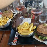  My vegan burger at Iguana Cafe in Albufeira