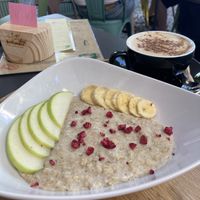 porridge cooked with oatmilk and fresh fruit at Art Food Corner in Funchal