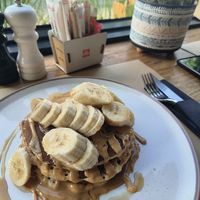 Vegan Peanut Butter Pancakes at The Finch in Santorini