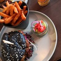 Burger mit Jackfruit (vegan) at Rothen-Burger in Rothenburg Ob Der Tauber