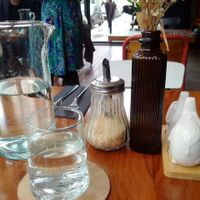 Table serving at NIYA in Casablanca