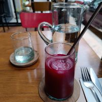 Juice Hearty Red with a stainless steel straw at NIYA in Casablanca